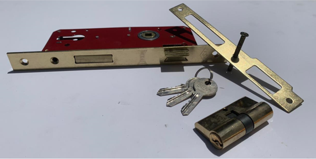 Door Lock/غال مع سيلندر
