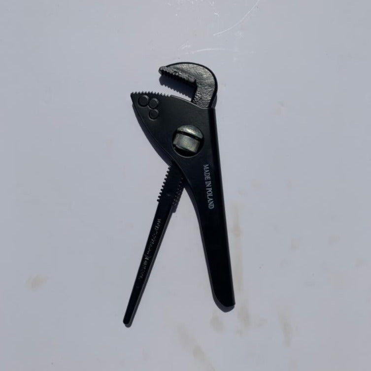 Wrench/رنش