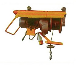 220 V / ونش عمار ( ايطالي ) 300 كلغ
